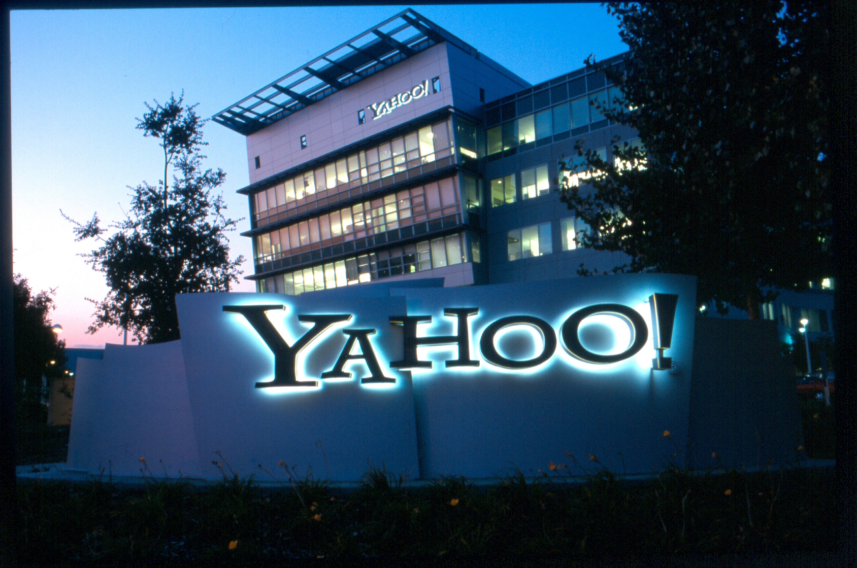 Yahoo всё же продаётся: финансовая информация станет доступной для потенциальных покупателей