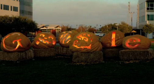 Как праздновали Halloween в Интернете