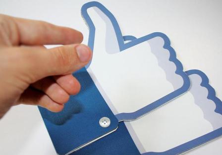 Суд Калифорнии против рекламной модели Facebook