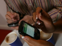 Отчёт: мобильный банкинг обретёт массовый характер через 4—5 лет